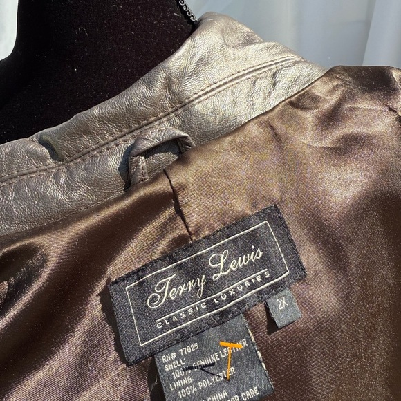 Metallic vintage genuine leather Coat - Picture 5 of 5
